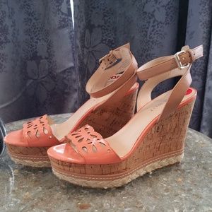 Nine West Peach Wedges